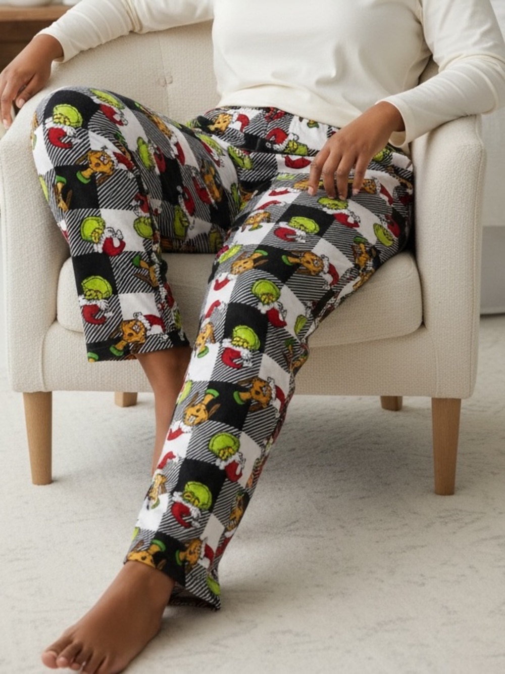 Grinch Max Pajama Pants XL Unisex Black White Buffalo Plaid Christmas HolidayFun
